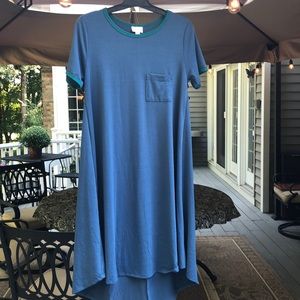 NWOT Lularoe Small Carly! Ringer sleeve and collar